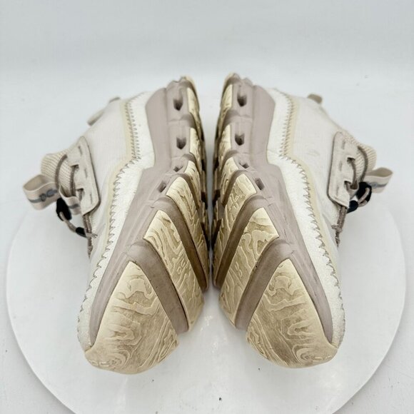 On Cloudaway Swiss Engineering Women Size 9 49.98945 Ivory Pearl Running Shoes - Picture 7 of 11